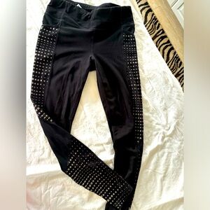 Athleta size small leggings in like new‎ condition no visible flaws